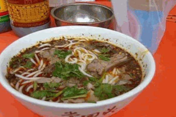 水城尝回头羊肉粉