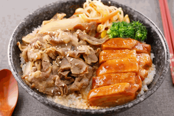 牛谷丽番茄肥牛饭