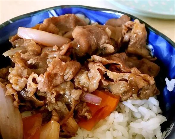 云海町肥牛饭