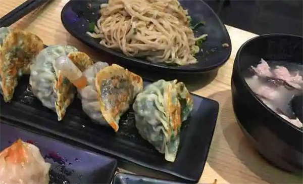 炽饺大饺鲜粥