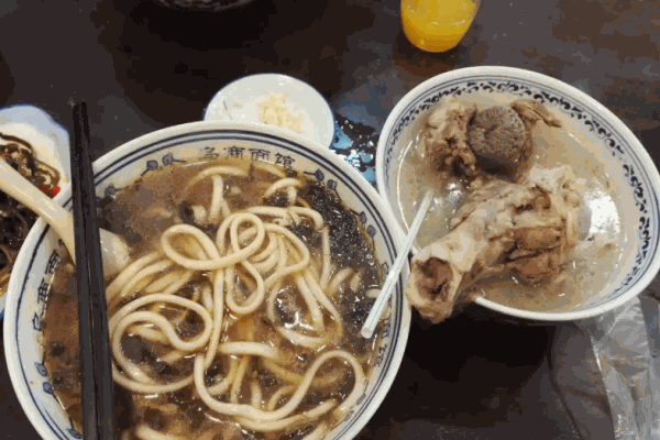 乌商面馆
