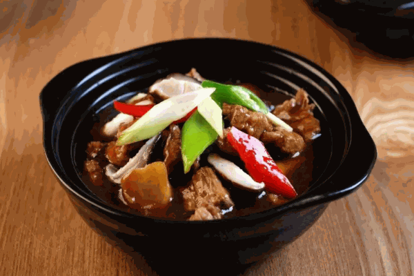 金汤嘉黄焖鸡米饭