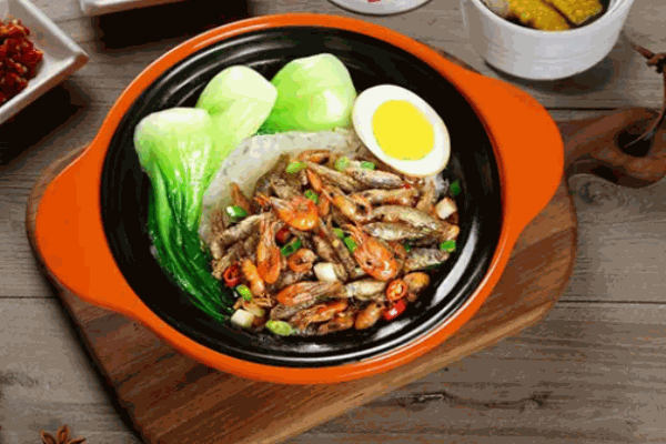 子鲤煲仔饭