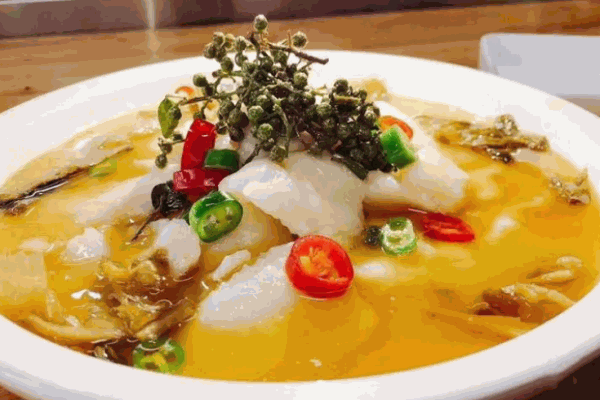椒椒小鱼酸菜鱼米饭