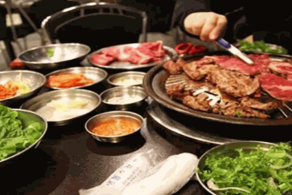 比尔森烤肉自助
