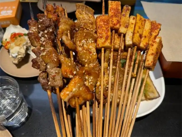 炭呷烧烤加盟