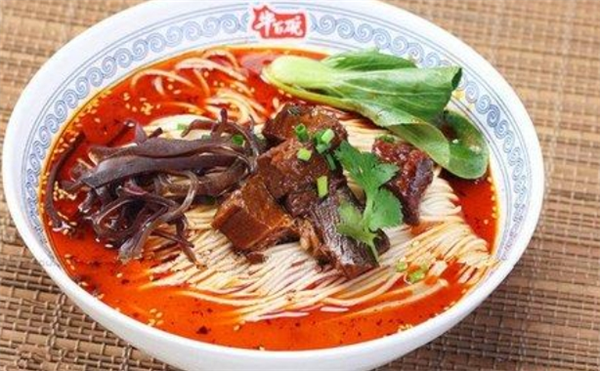 白娃小炖肉拌面加盟