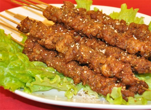 伊坊清真饭庄加盟