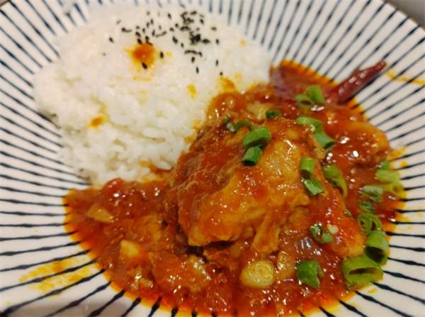 谷粒香牛肉饭加盟
