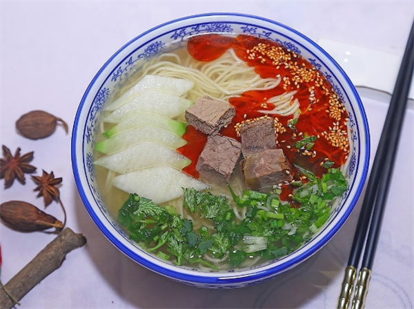 牛鼎鼎牛肉面加盟