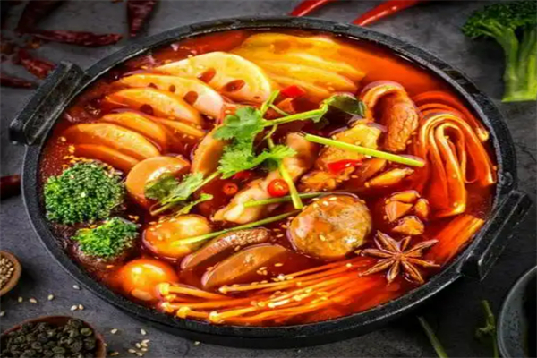 小七麻辣烫加盟