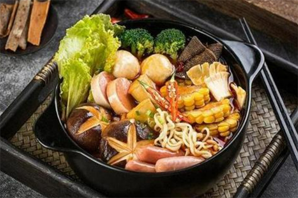 映像食府麻辣烫加盟