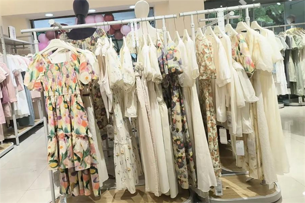 uv女装加盟