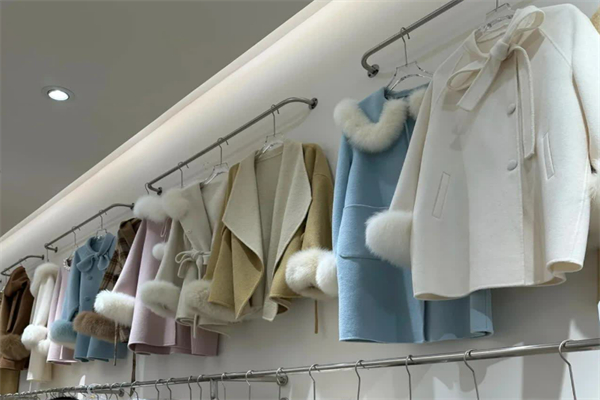 帆萌服饰加盟
