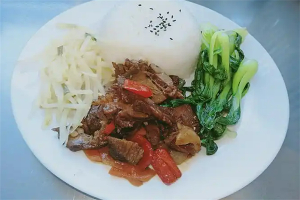 天彩粮餐饮加盟