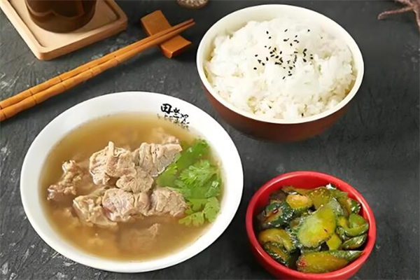 田老师排骨米饭加盟