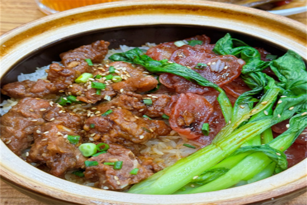 喜煲纪煲仔饭加盟