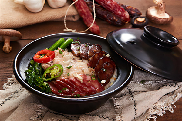 百味煲仔饭加盟
