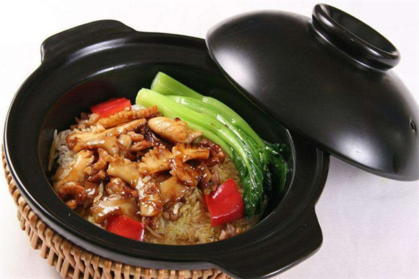 煲乐香煲仔饭加盟