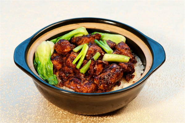 煲乐香煲仔饭加盟