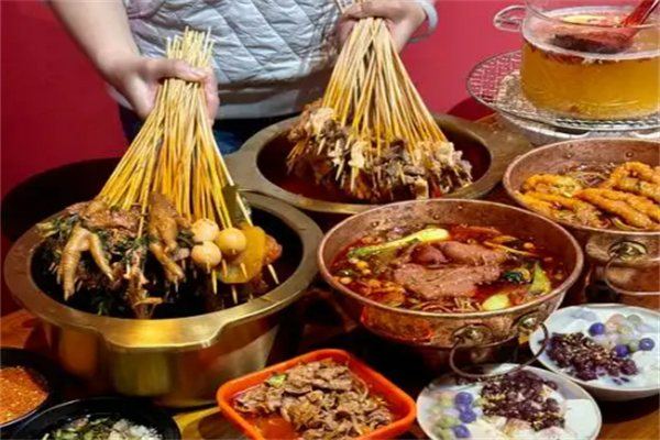 串花巷串串杯加盟