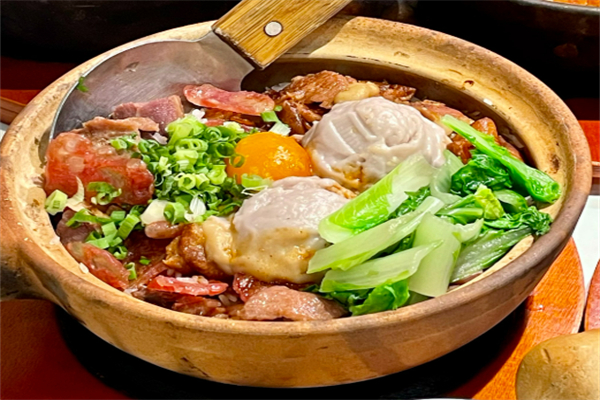 凤凰煲仔饭加盟