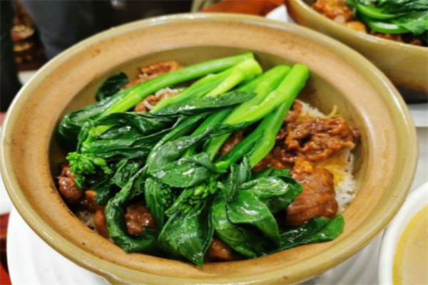 煲仔记煲仔饭加盟
