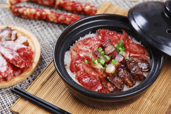 煲煲大人煲仔饭加盟