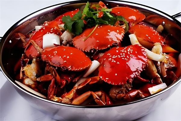 蟹味浓肉蟹煲加盟