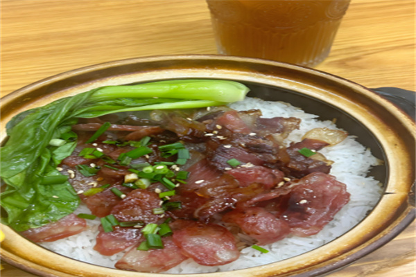 一日煲富煲仔饭加盟