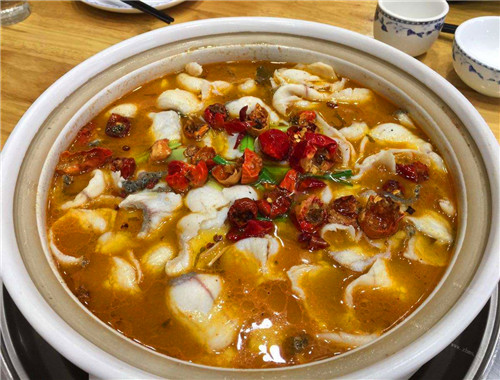 爬山虎酸菜鱼