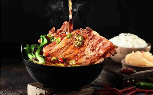 辣晓骨辣骨饭