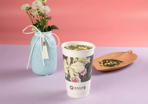 茶与花间