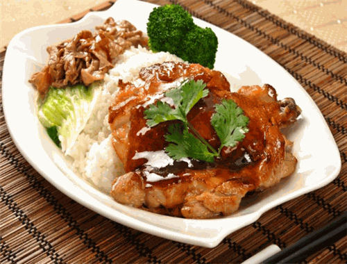 偶拌秘汁牛肉饭