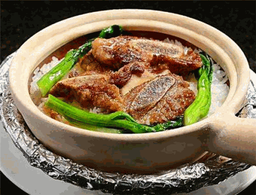 坤弟紫砂煲