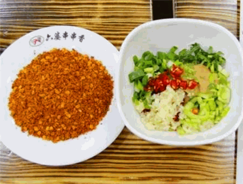 六婆串串香火锅