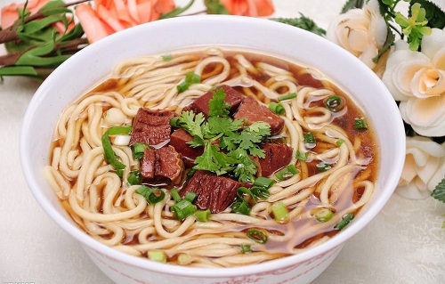 三江源牛肉拉面馆