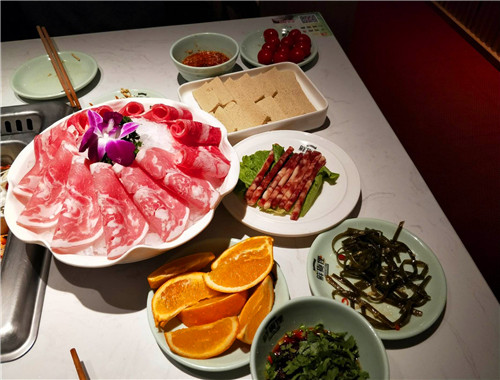 鲜货俚鲜火锅