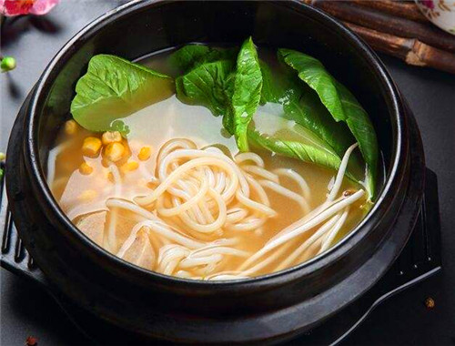 俏阿瑶米线