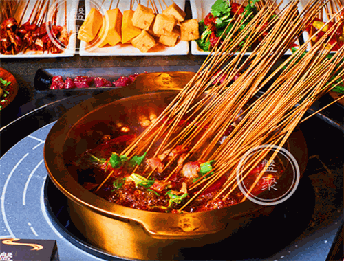 盘聚串串VS烤肉