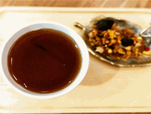 易衡草木饮品