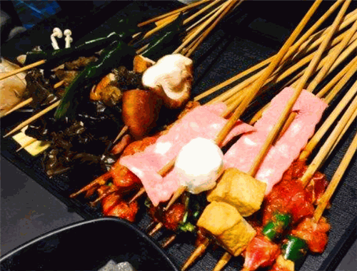 葱葱那年串串火锅