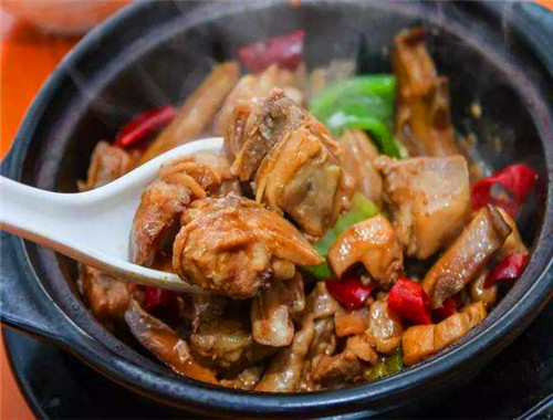 一品缘黄焖鸡米饭