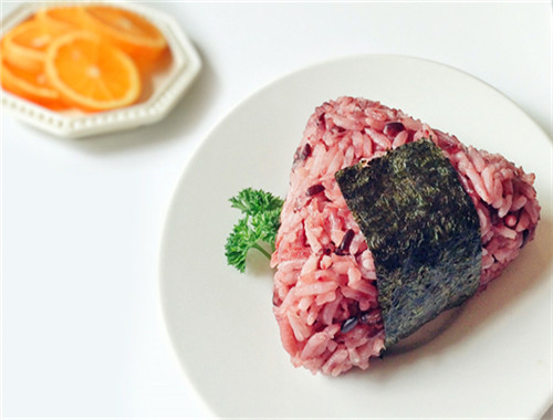 两只老饕