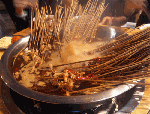 红旗串串