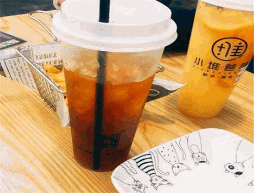 小堆爸爸奶茶
