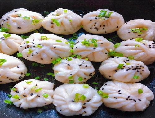 阿胡子生煎包