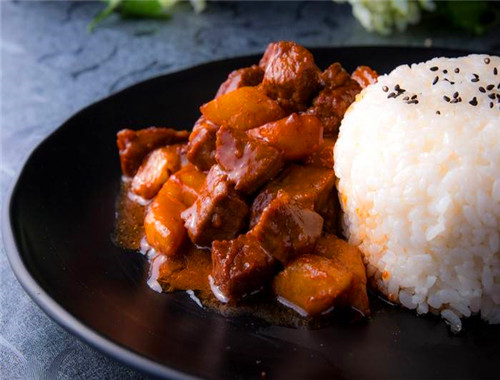牛蛮吉牛腩饭