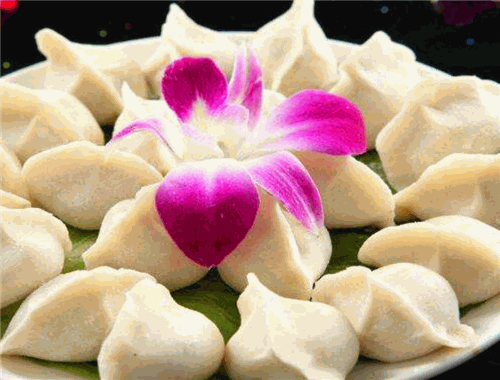 一篓油水饺