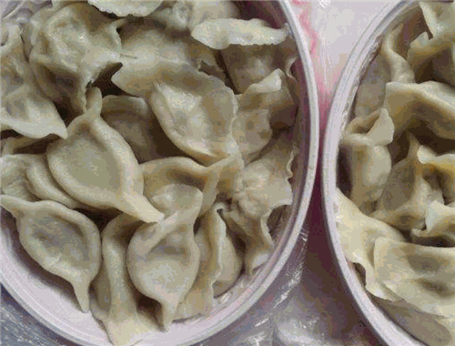 围裙妈妈水饺